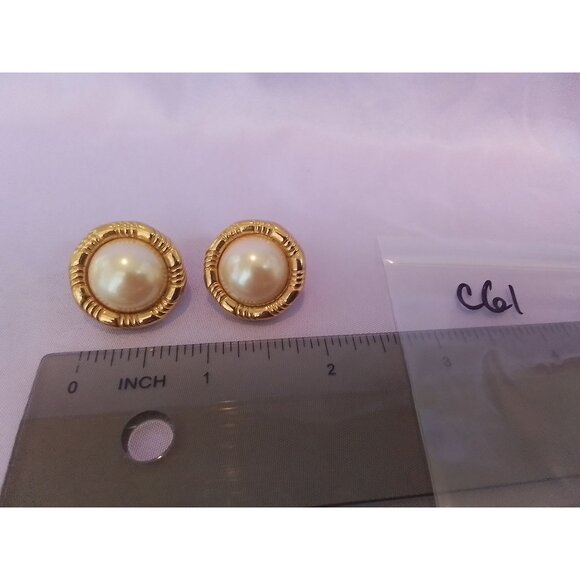 Vintage Gold-Tone Clip-On Faux Pearl Earrings - Picture 4 of 5